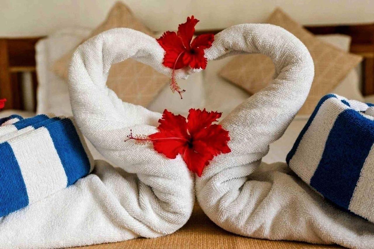 Romantic Beach Villas General Luna  Εξωτερικό φωτογραφία
