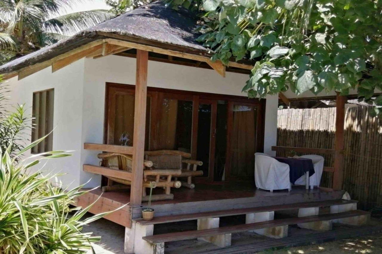 Romantic Beach Villas General Luna  Εξωτερικό φωτογραφία