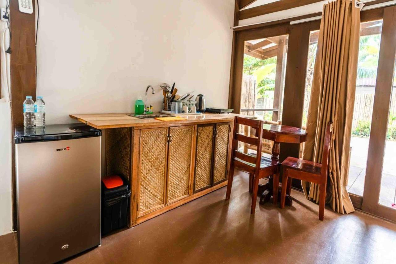 Romantic Beach Villas General Luna  Εξωτερικό φωτογραφία